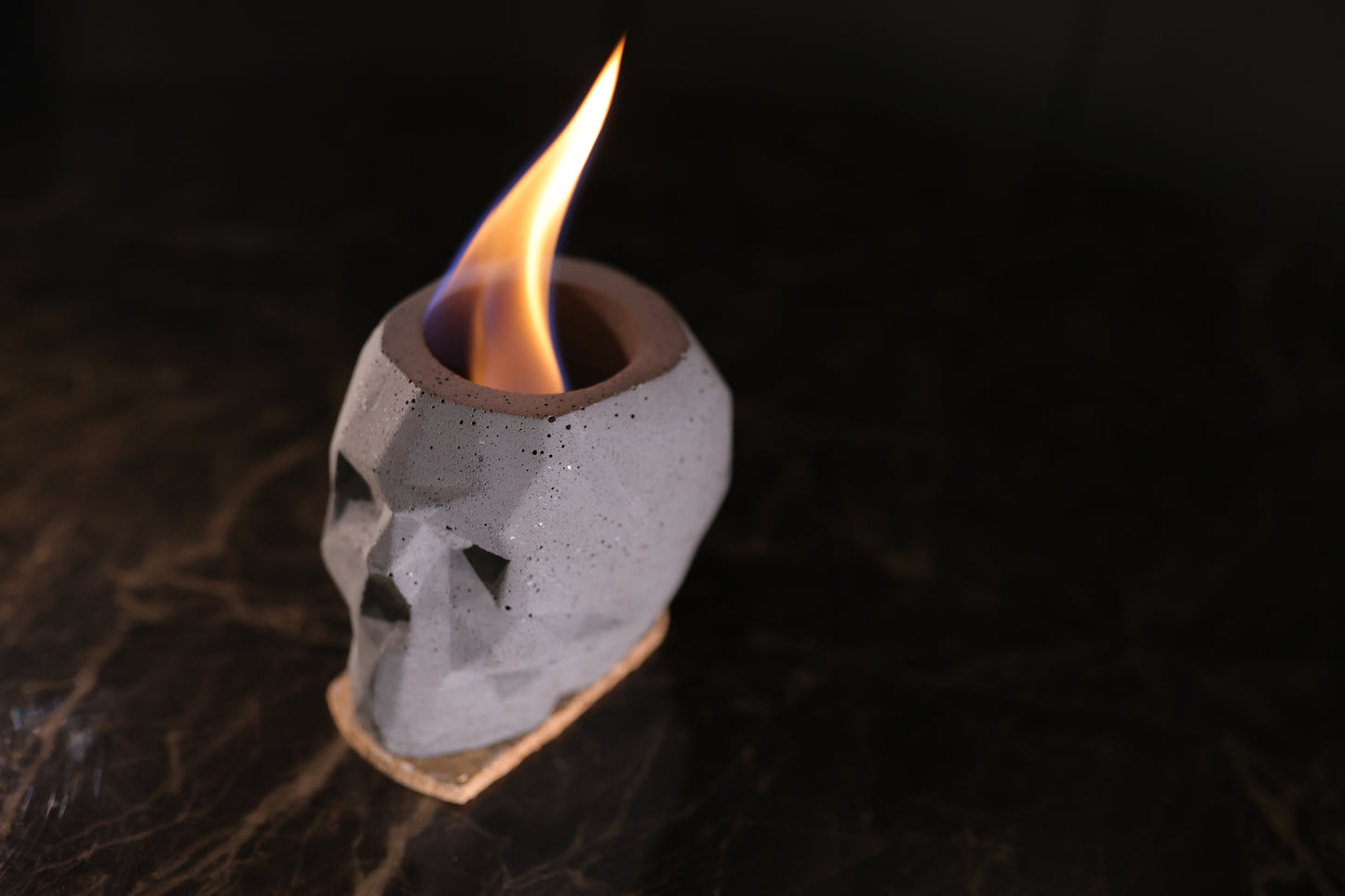 Ares - Portable Fire Pit for Indoors & Outdoors